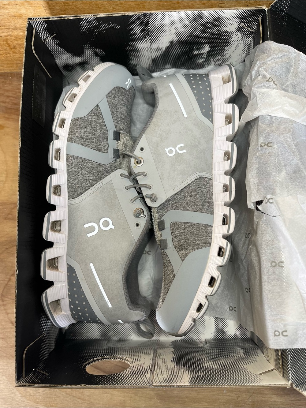 On Cloud 5 Terry REFLECTIVE Womens Size 8.5 Running Shoes Sneakers Gray Silver - Picture 2 of 15